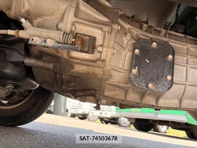 Toyota TOYOACE 2018-02 8629393-25