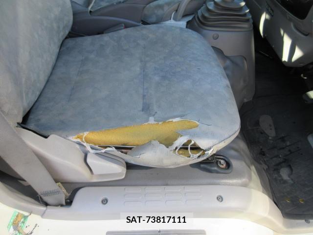 Toyota TOYOACE 2011-07 8667037-10