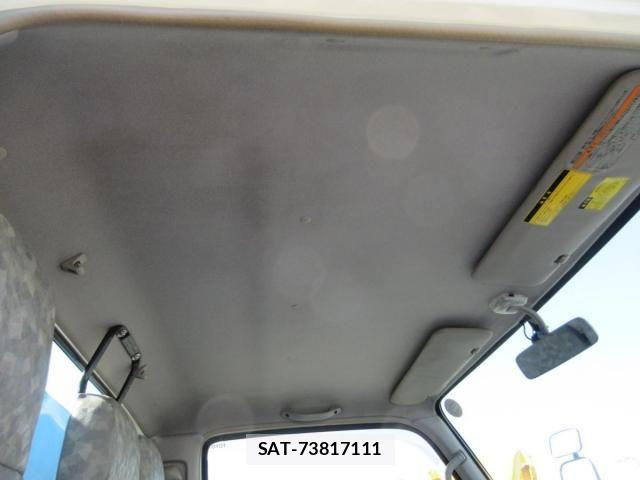 Toyota TOYOACE 2011-07 8667037-14