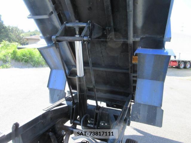 Toyota TOYOACE 2011-07 8667037-23