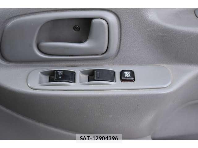Toyota TOYOACE 2019-01 8746390-9
