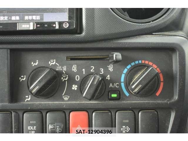Toyota TOYOACE 2019-01 8746390-24