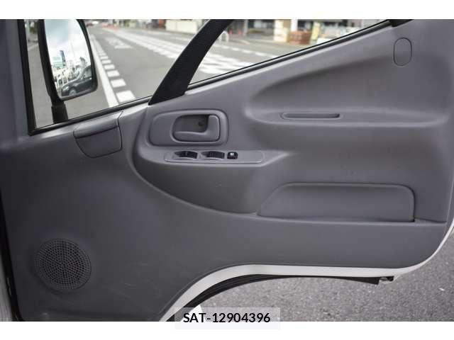 Toyota TOYOACE 2019-01 8746390-8