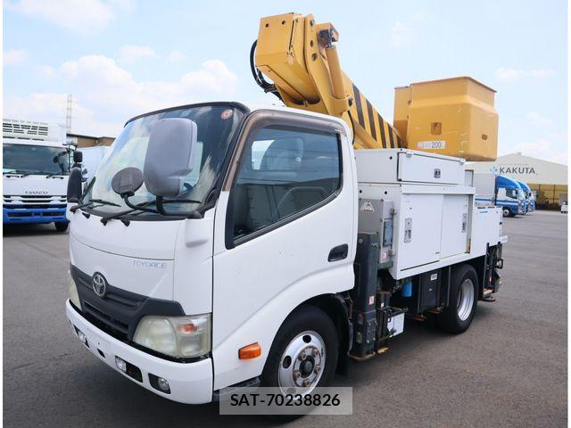 Toyota TOYOACE 2012-01 8746392-0