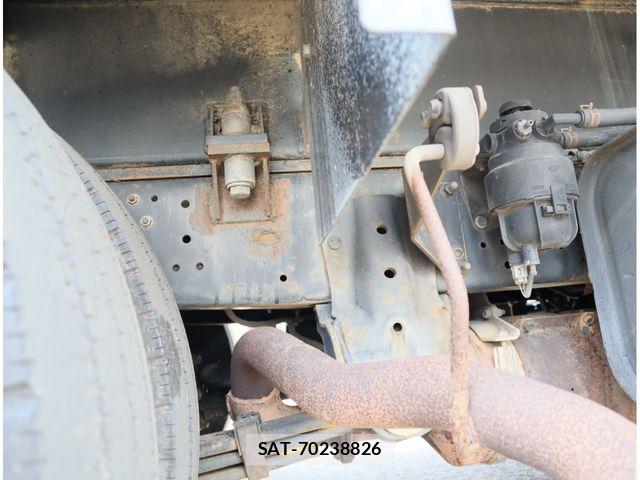 Toyota TOYOACE 2012-01 8746392-19