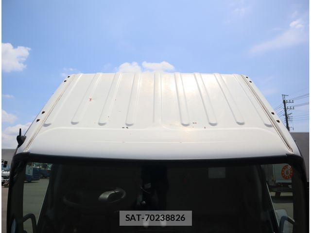 Toyota TOYOACE 2012-01 8746392-27