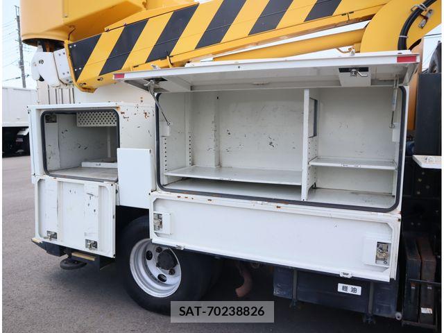 Toyota TOYOACE 2012-01 8746392-5