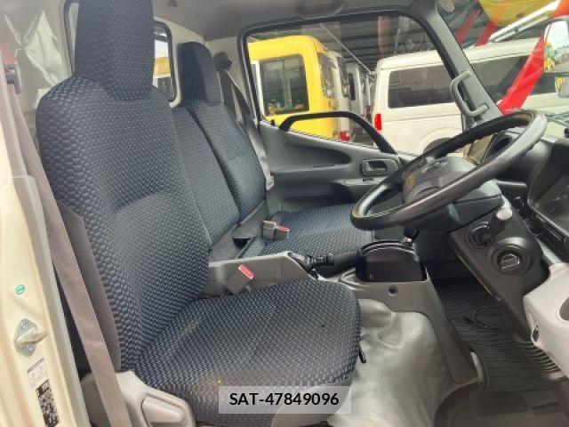 Toyota TOYOACE 2019-07 8744321-24