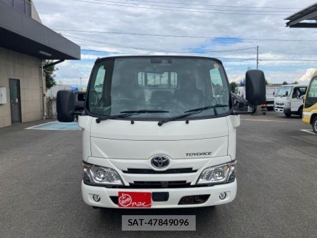 Toyota TOYOACE 2019-07 8744321-2