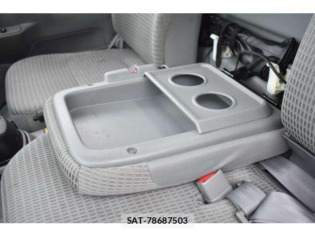 Toyota TOYOACE 2017-07 8832105-13