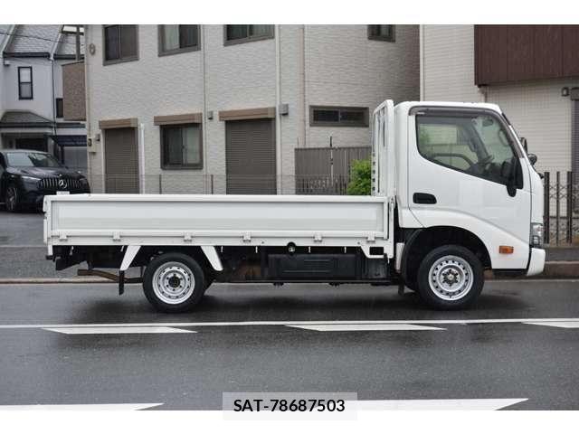 Toyota TOYOACE 2017-07 8832105-17