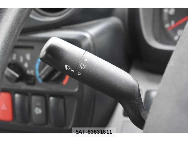 Toyota TOYOACE 2018-03 8832104-17