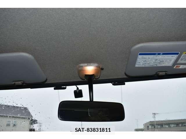 Toyota TOYOACE 2018-03 8832104-18