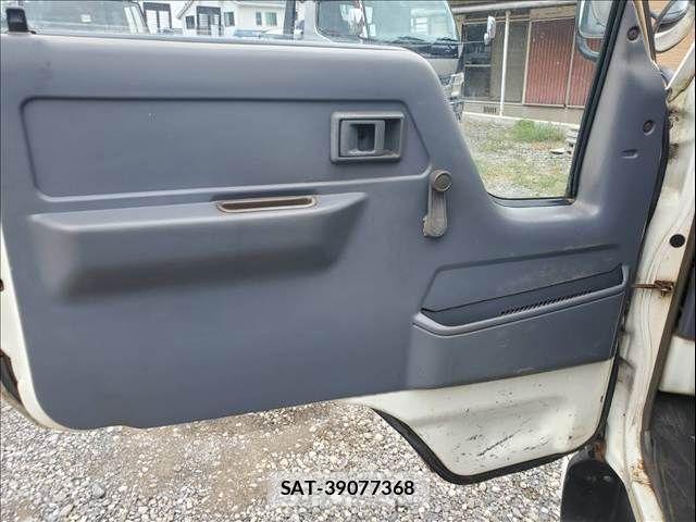 Toyota TOYOACE 1996-05 8850904-18