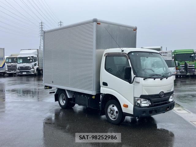 Toyota TOYOACE 2018-06 8850898-1