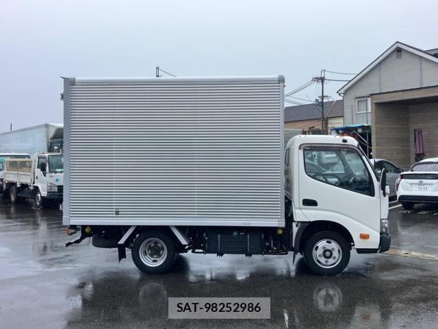 Toyota TOYOACE 2018-06 8850898-5