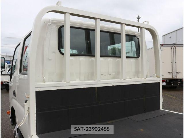 Toyota TOYOACE 2016-04 8850894-10