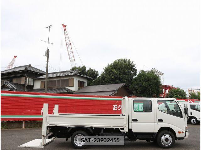 Toyota TOYOACE 2016-04 8850894-11