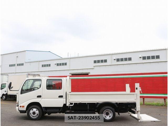 Toyota TOYOACE 2016-04 8850894-14