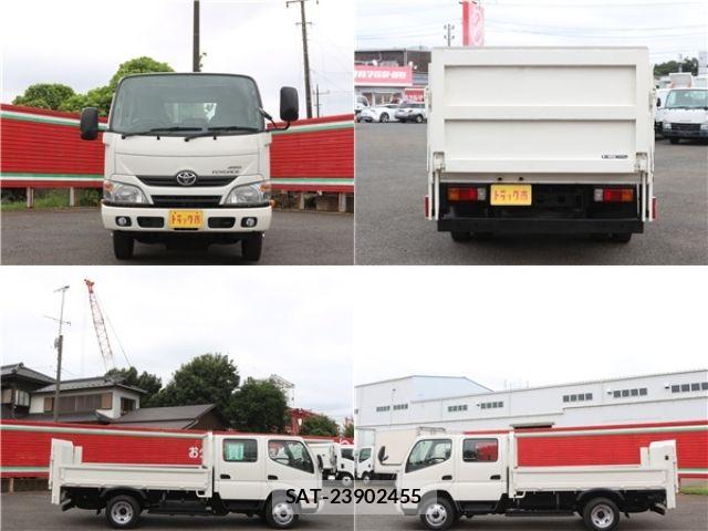 Toyota TOYOACE 2016-04 8850894-3