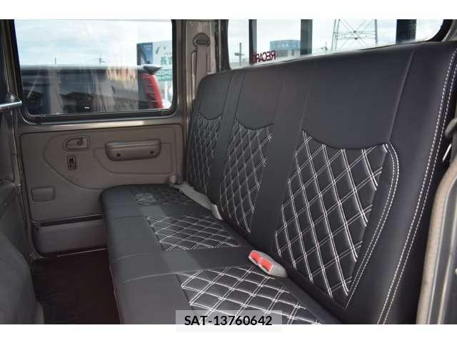 Toyota TOYOACE 2016-08 8872283-16