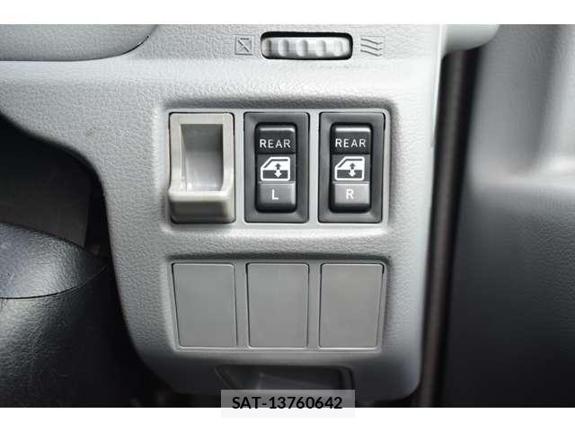 Toyota TOYOACE 2016-08 8872283-19