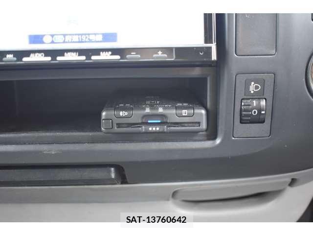Toyota TOYOACE 2016-08 8872283-22