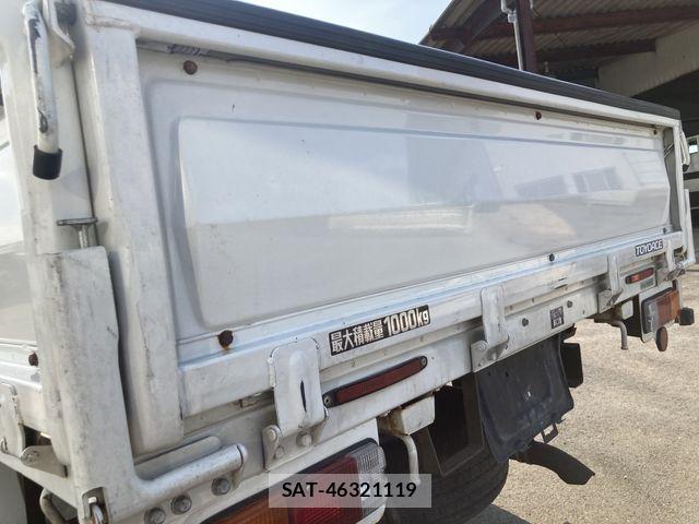 Toyota TOYOACE 2012-12 8882641-17