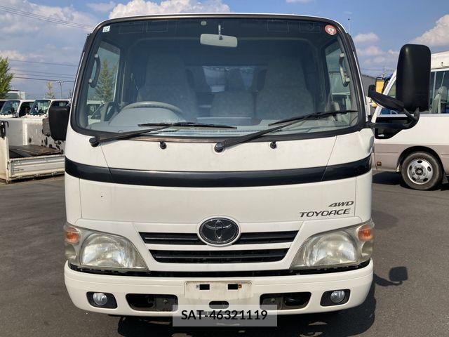 Toyota TOYOACE 2012-12 8882641-20