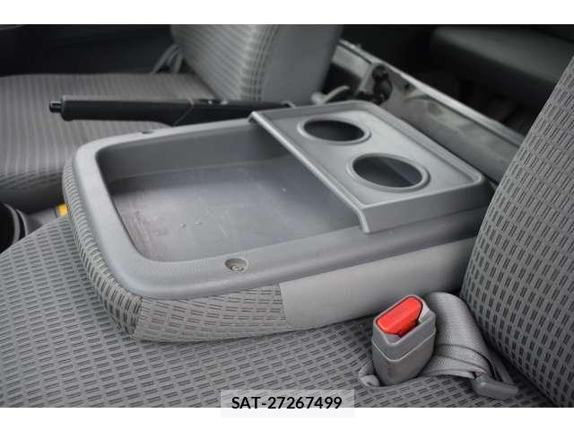 Toyota TOYOACE 2018-11 8882639-14