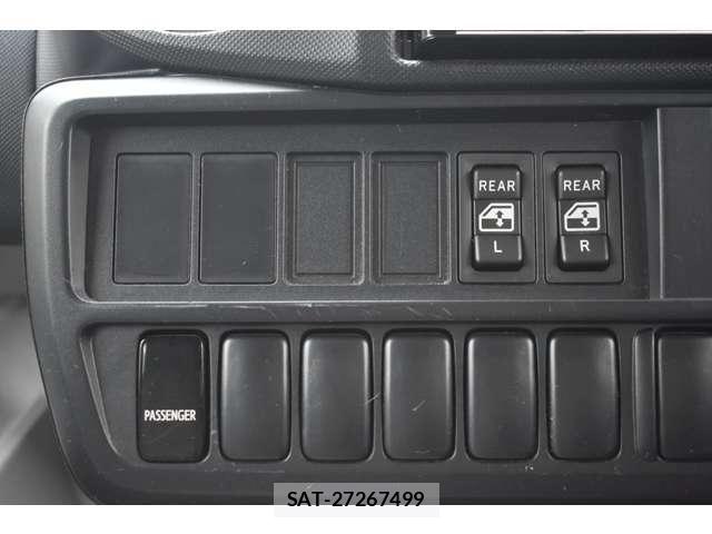 Toyota TOYOACE 2018-11 8882639-23