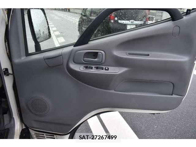 Toyota TOYOACE 2018-11 8882639-8