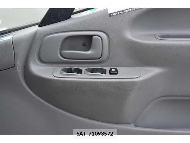 Toyota TOYOACE 2019-08 8882640-9