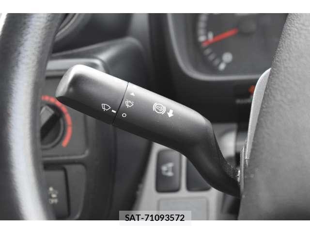 Toyota TOYOACE 2019-08 8882640-15