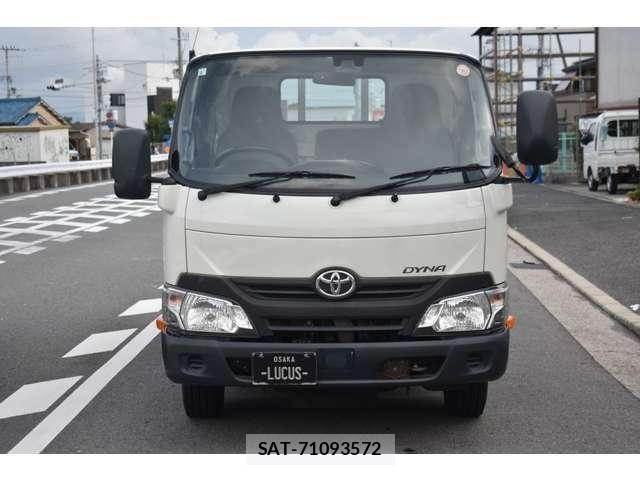Toyota TOYOACE 2019-08 8882640-6