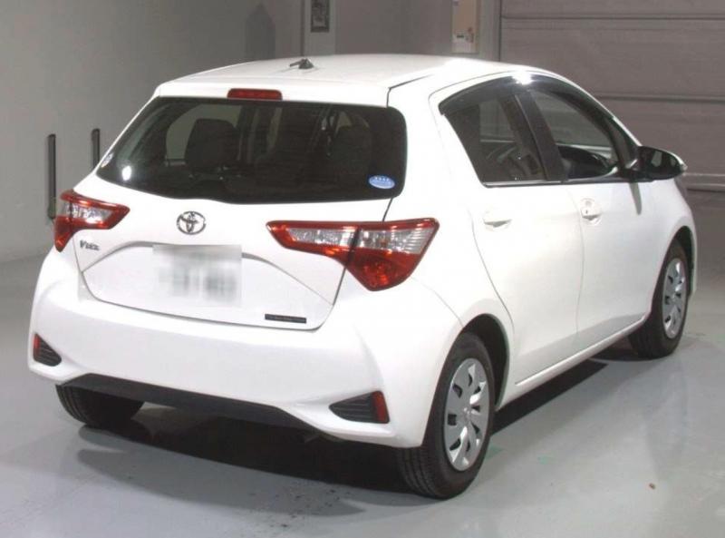 Toyota VITZ 2018-06 2230551-1