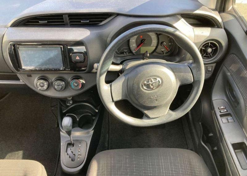 Toyota VITZ 2018-06 2230551-5
