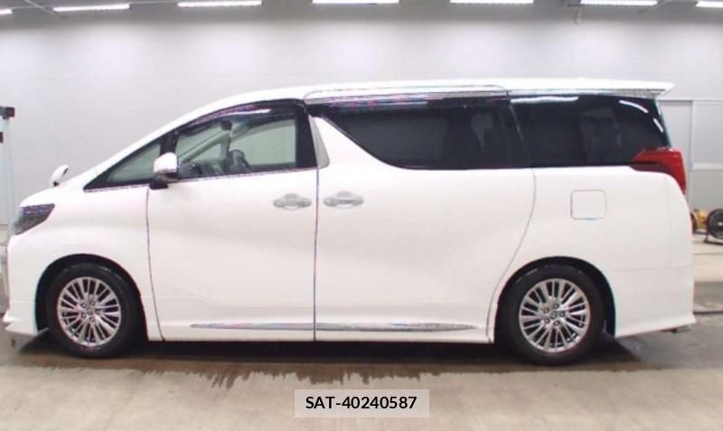 Toyota ALPHARD HYBRID 2023-01 980027-4