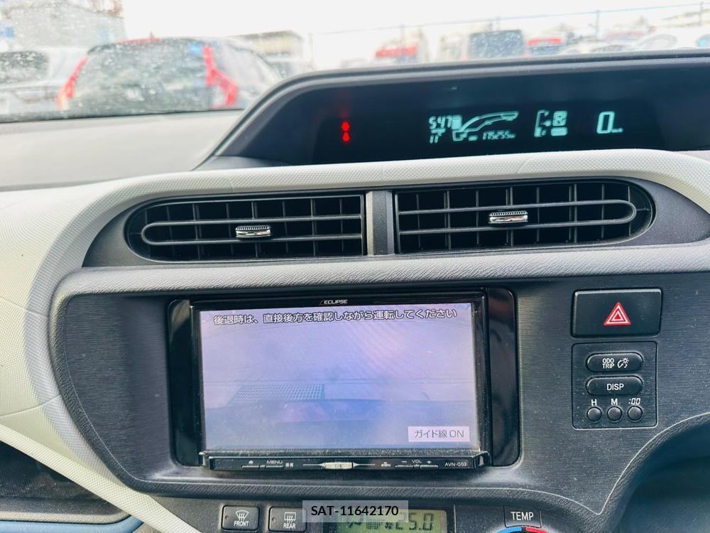 Toyota AQUA 2014-02 523880-18