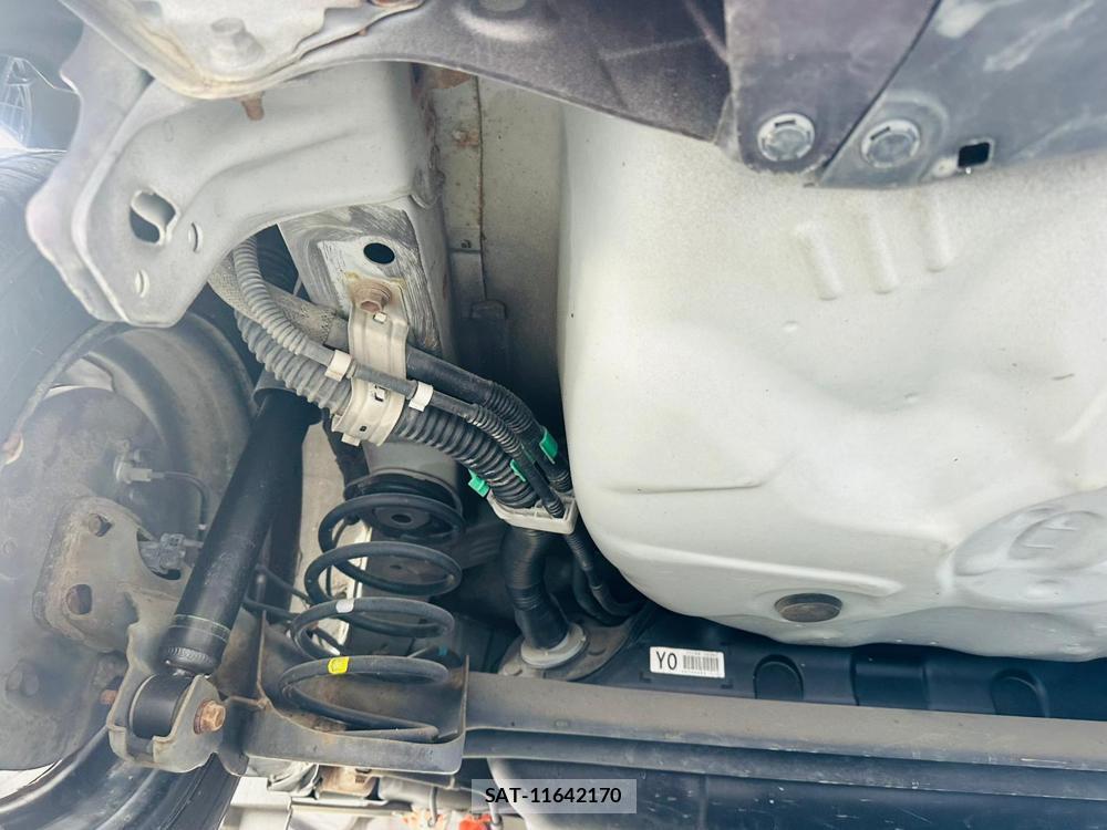 Toyota AQUA 2014-02 523880-34