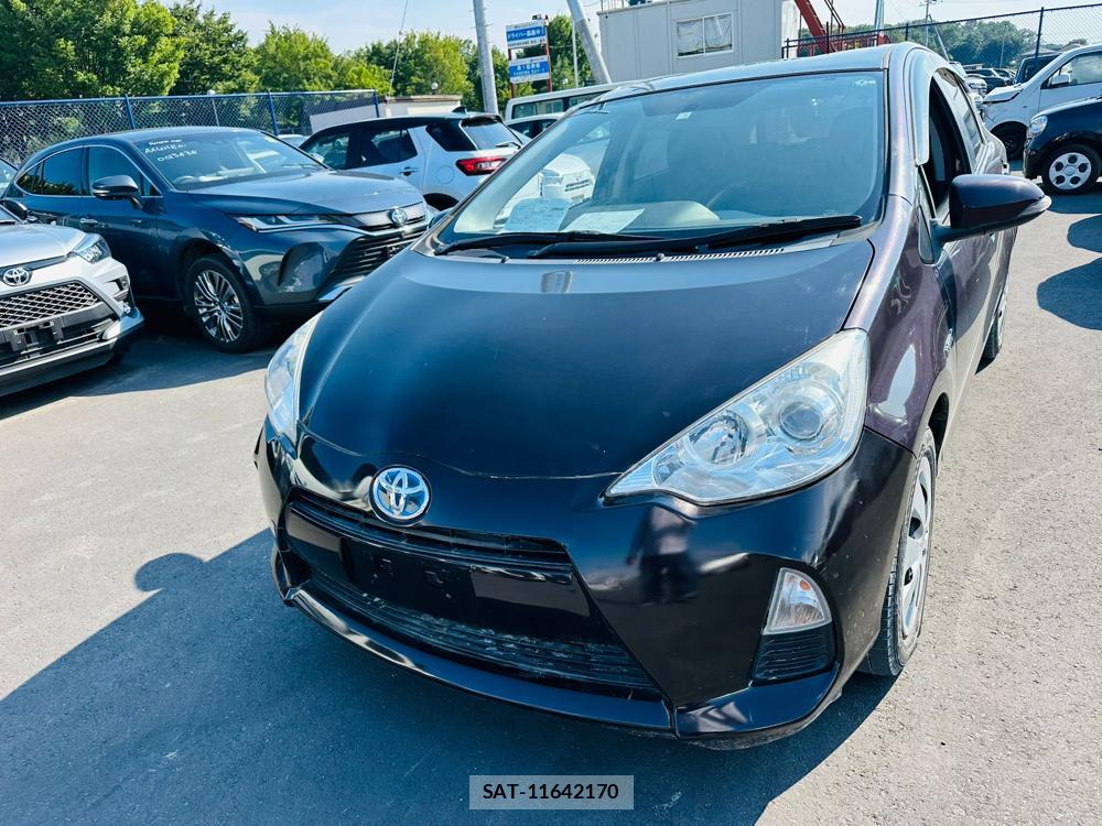 Toyota AQUA 2014-02 523880-0