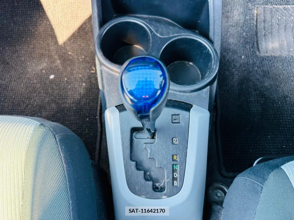 Toyota AQUA 2014-02 523880-20