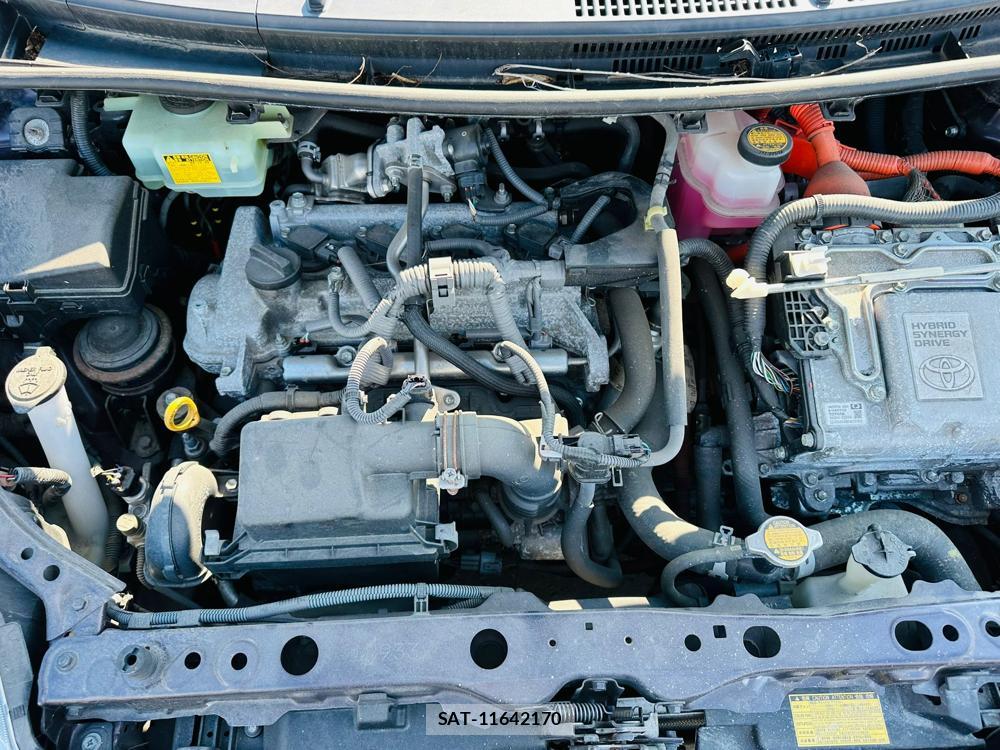 Toyota AQUA 2014-02 523880-34