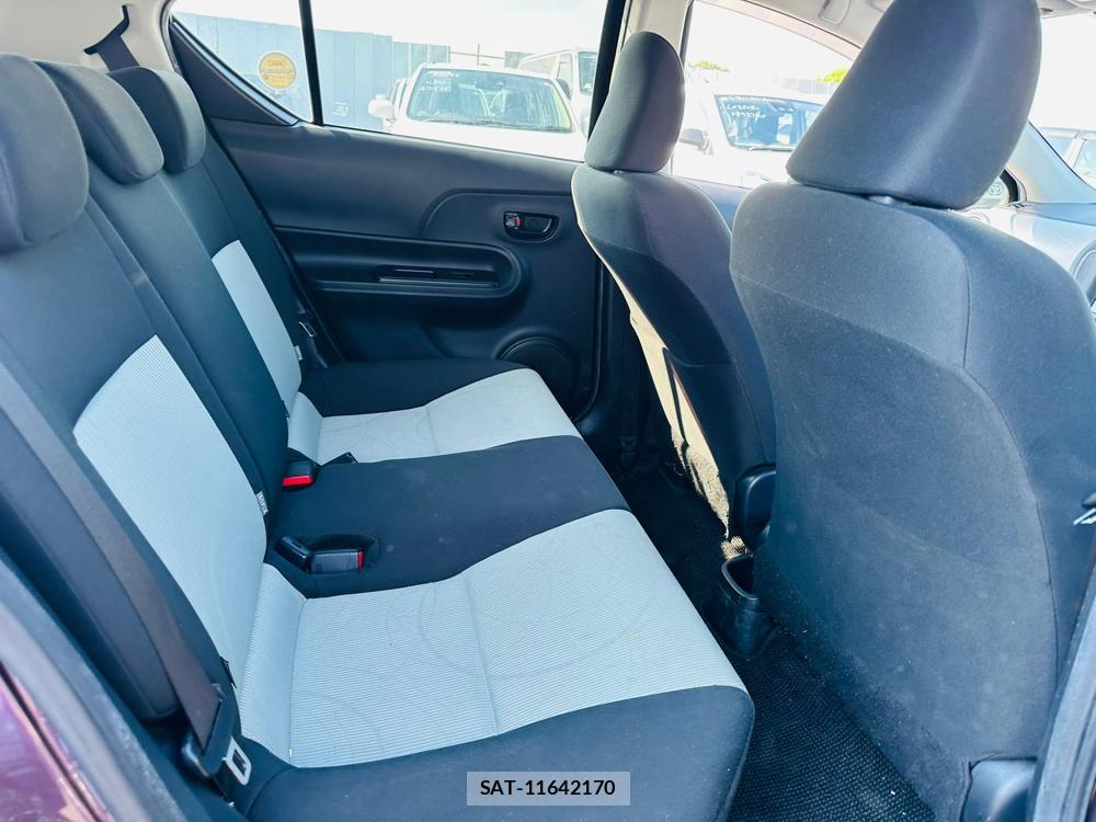 Toyota AQUA 2014-02 523880-8