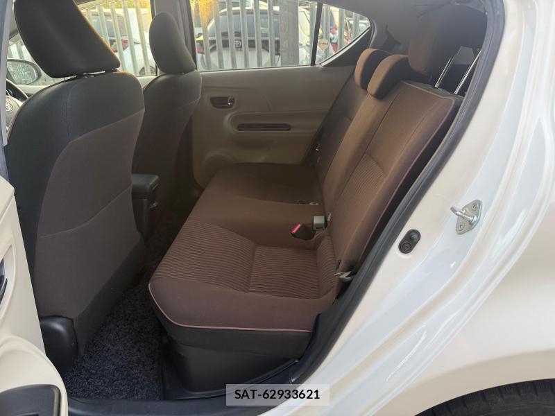 Toyota AQUA 2013-05 4648671-9