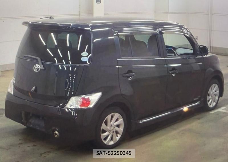 Toyota BB 2012 1147001-1