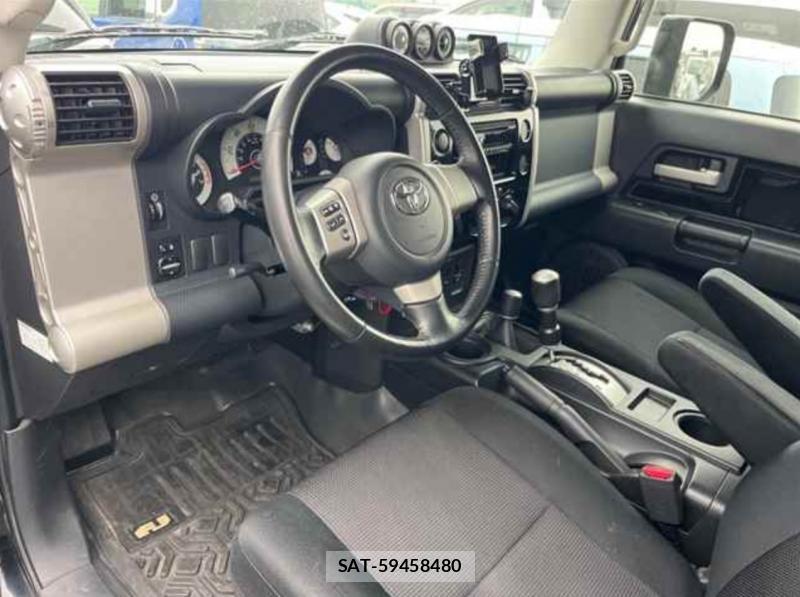 Toyota FJ CRUISER 2013 1006308-5