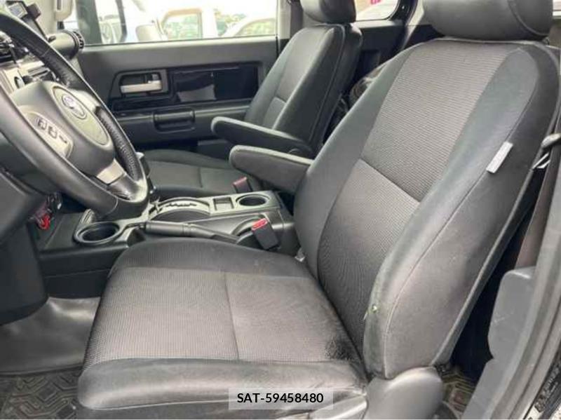 Toyota FJ CRUISER 2013 1006308-6