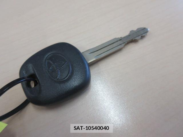 Toyota REGIUS WAGON 2018-01 7503278-4