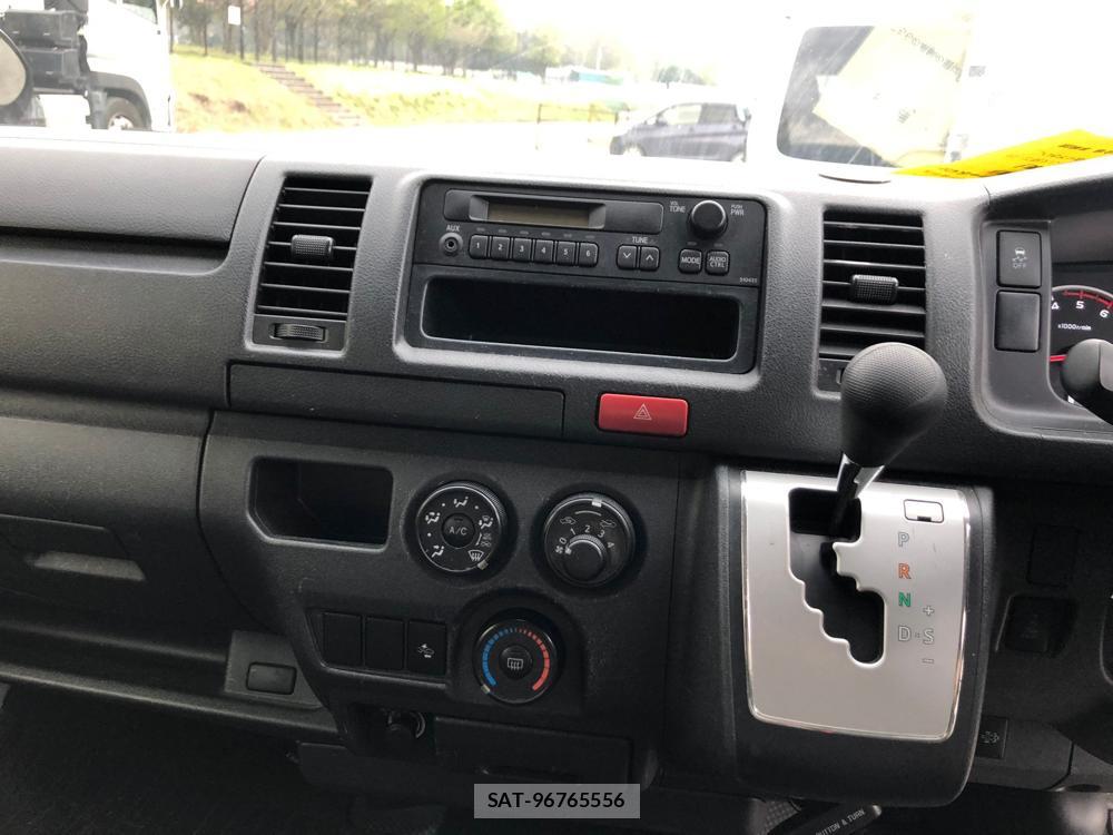 Toyota HIACE VAN 2019 6591493-23